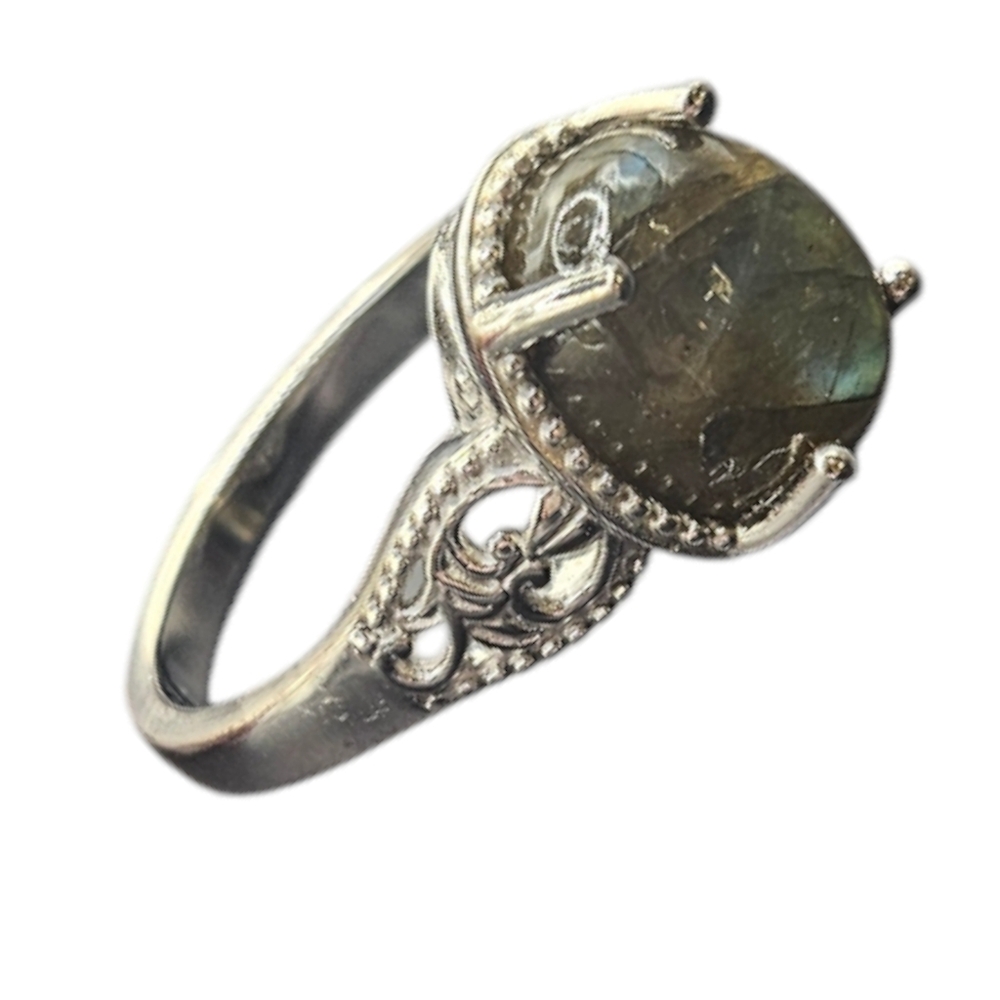 Labradorite Solitaire Ring - Picture 2 of 2